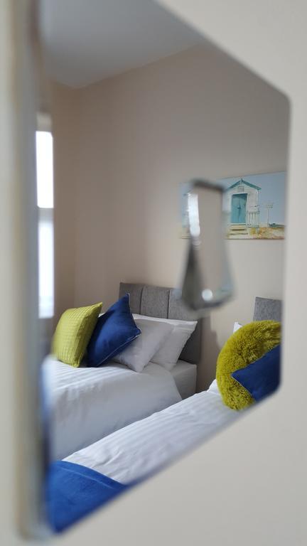Seventy Eight Apartment Southend-on-Sea Exterior photo